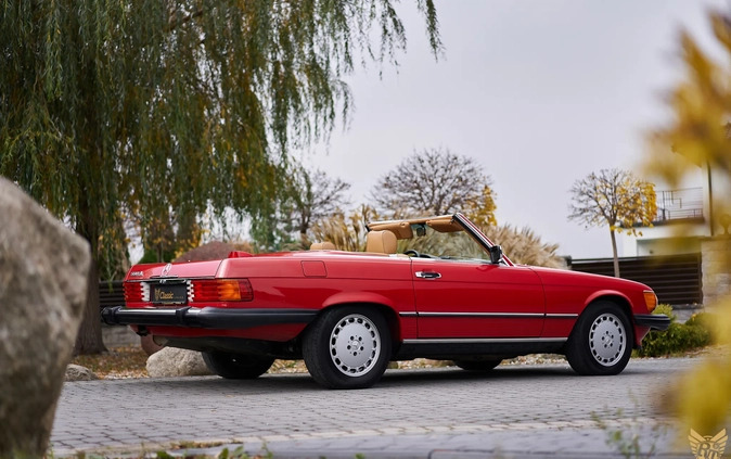 Mercedes-Benz SL cena 119000 przebieg: 267000, rok produkcji 1987 z Głogów Małopolski małe 596